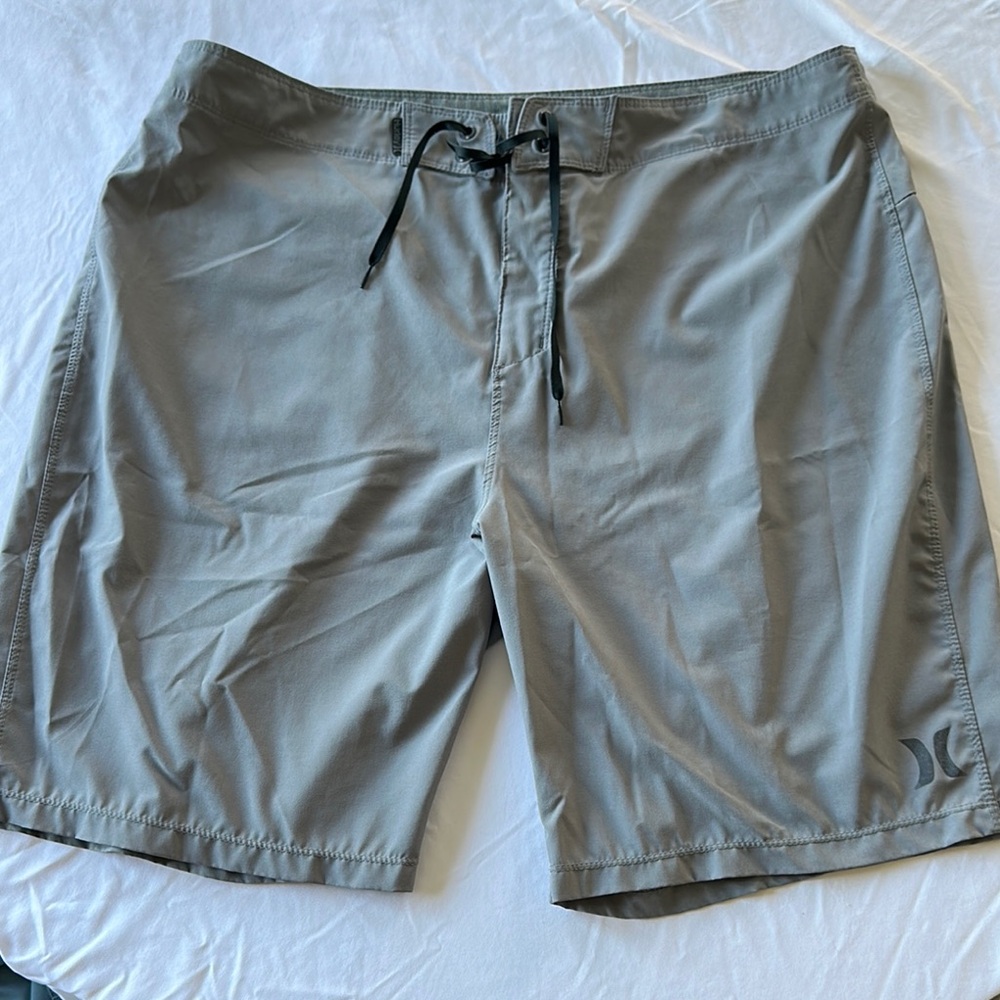 Hurley Men's Boardshorts - 36 - Grey - like new